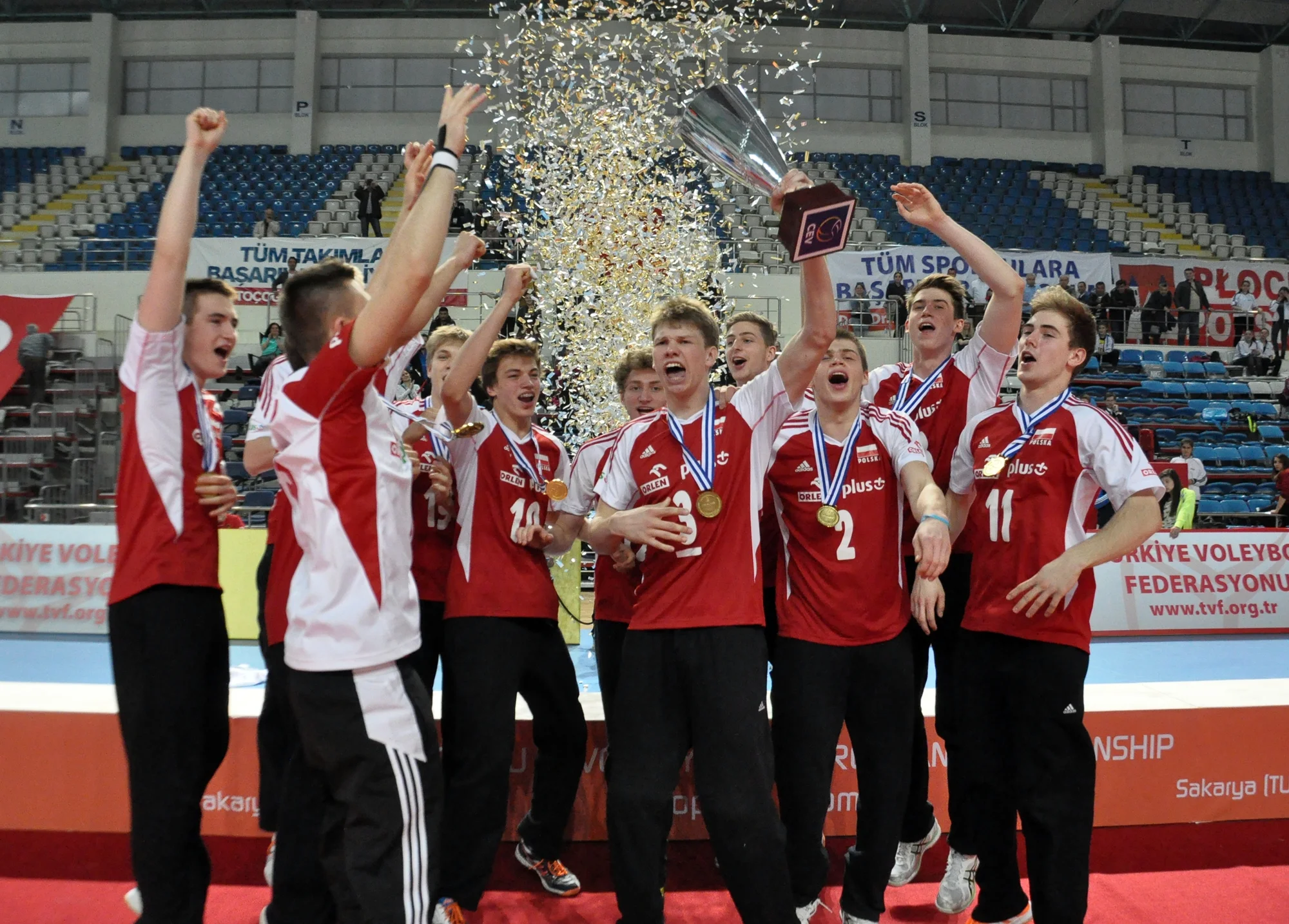 Volleyball Live Streams: April 1, 2016