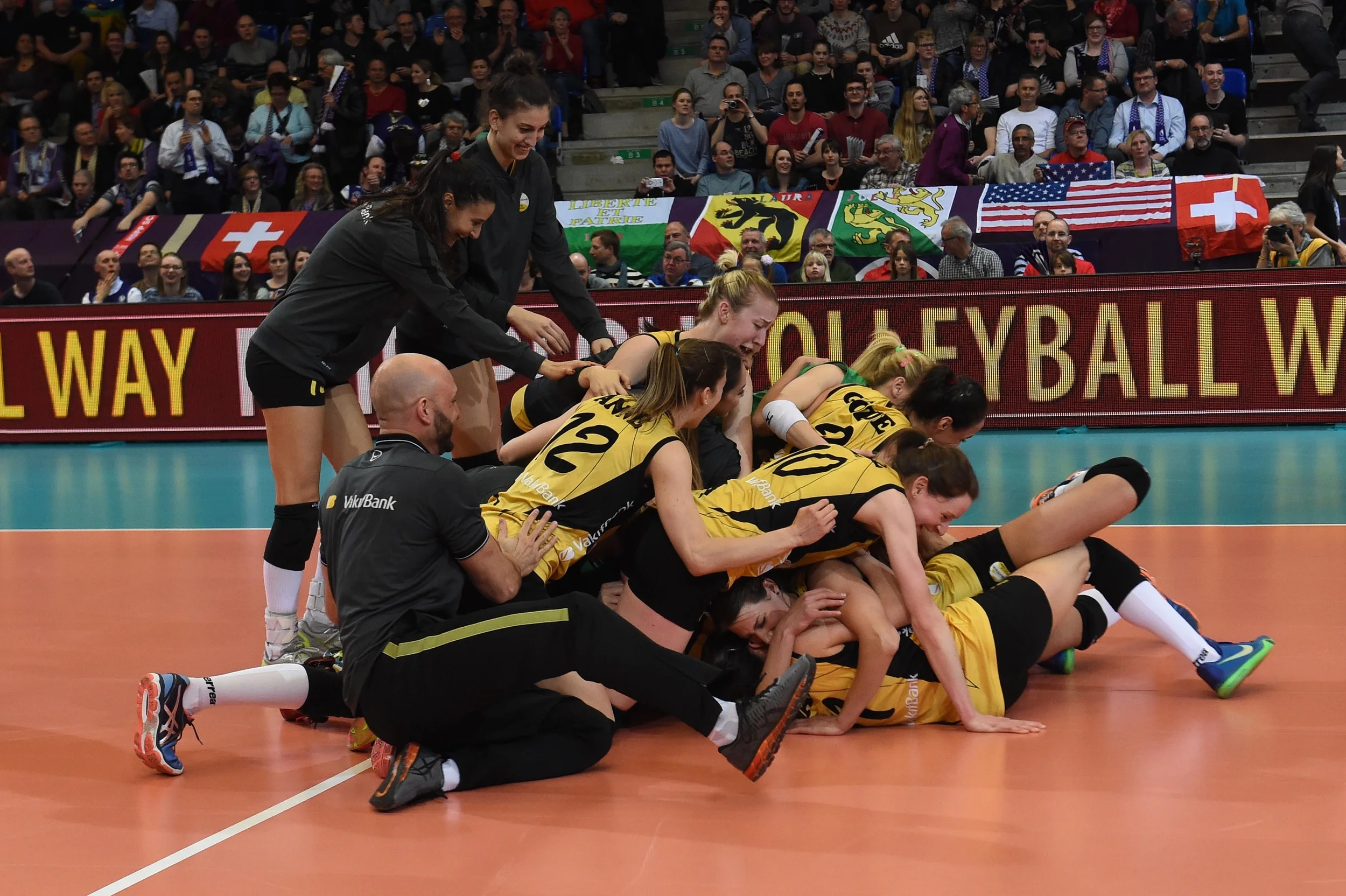 Volleyball Live Streams: April 9, 2016