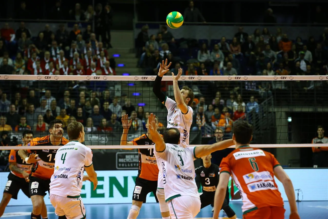 FREE LIVE STREAM: Greenyard Maaseik vs. Berlin Recycling Volleys