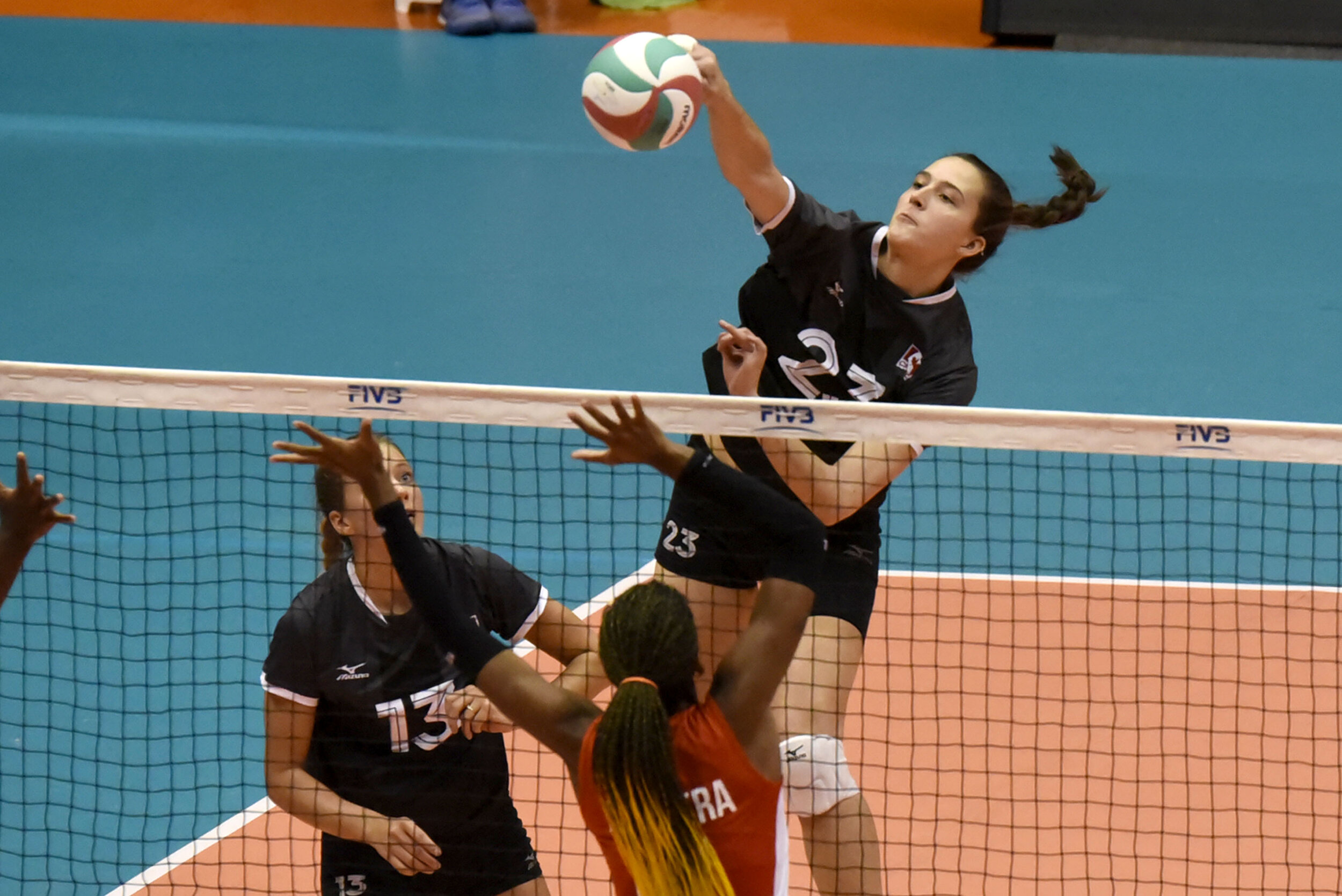 Emily Maglio added 8 kills and a block against Cuba Photo: NORCECA