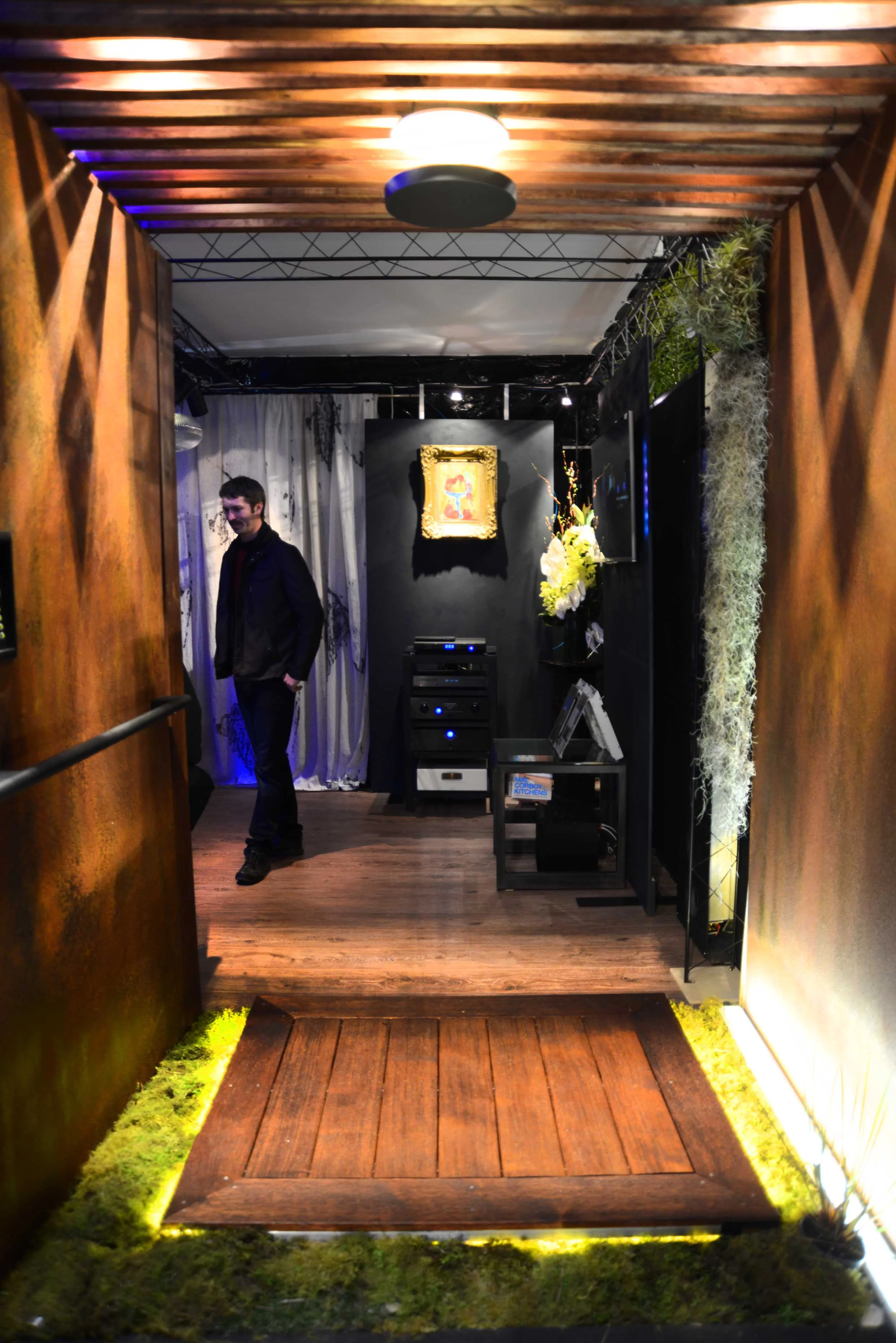 DSC_0075_insight light.jpg