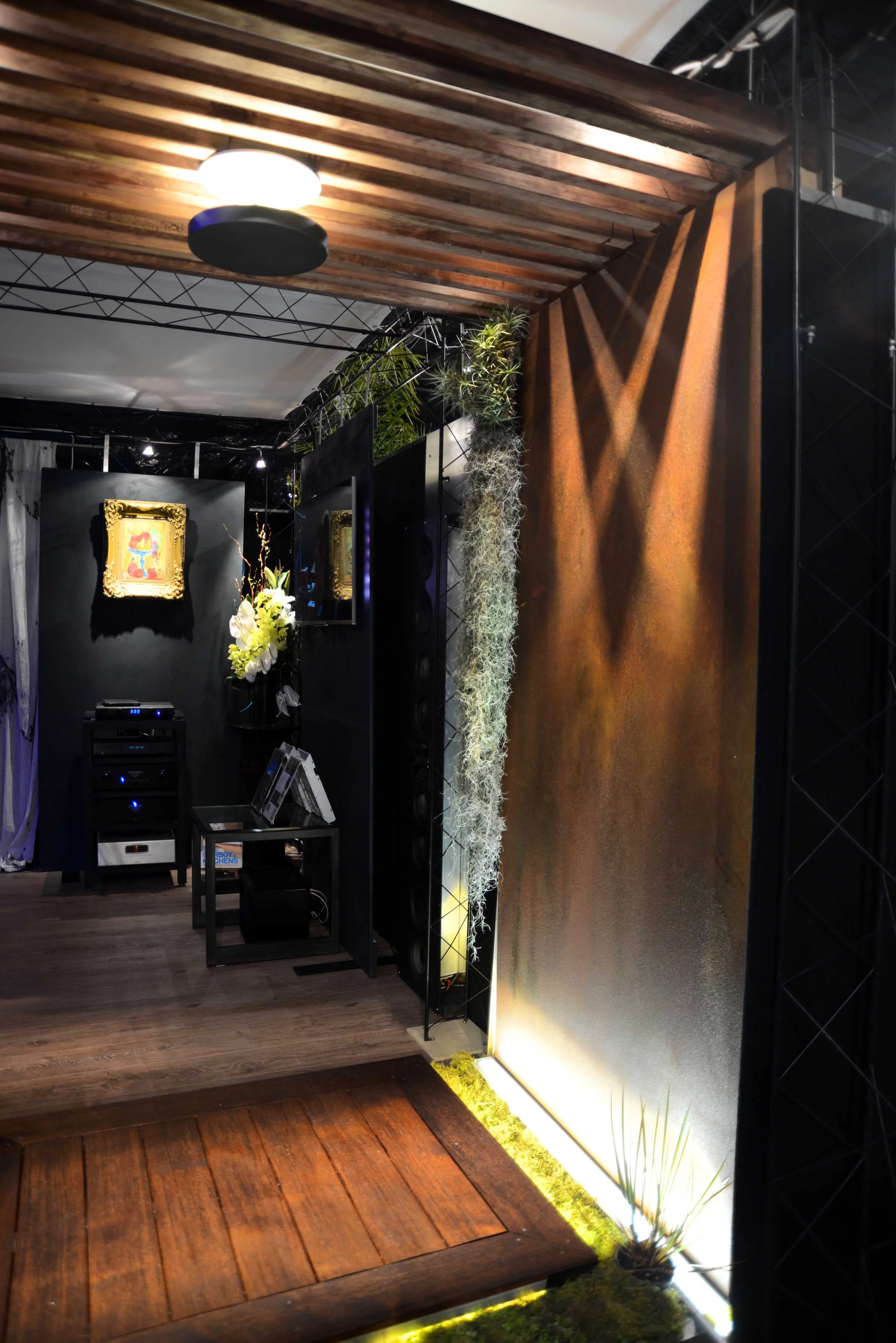 DSC_0088_insight light.jpg