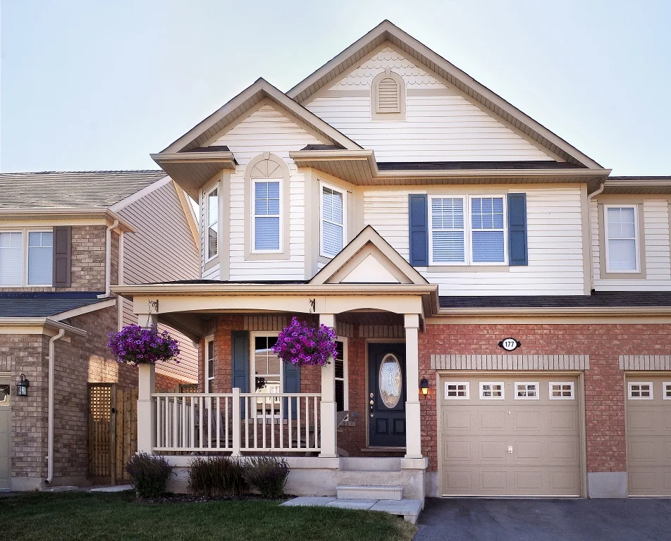 177-McDougall-Crossing-Milton-Home-For-Sale-Karly-Moore-Real-Estate (1).jpg