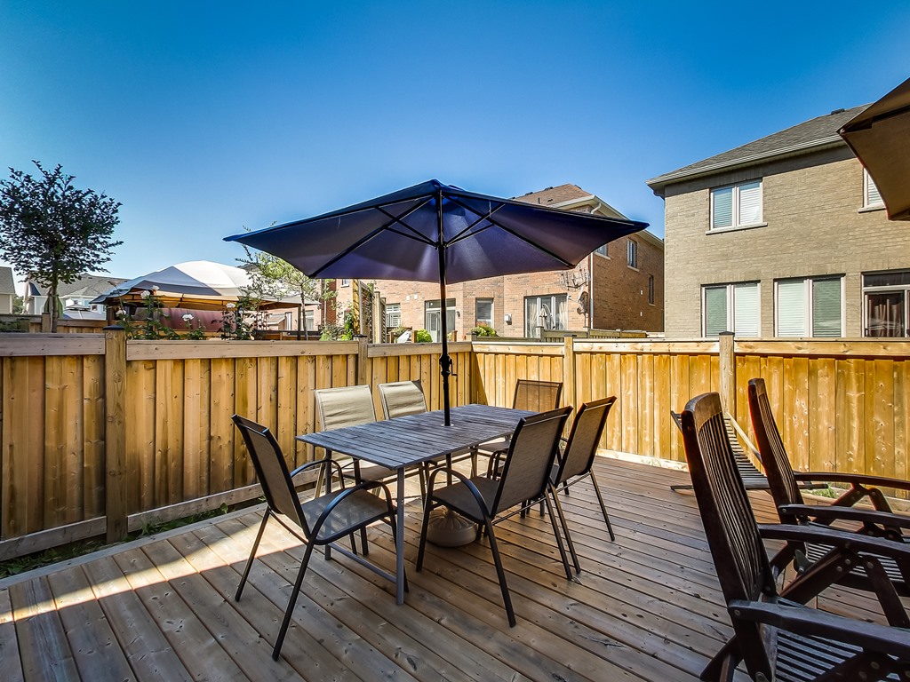 118-Aird-Court-Milton-Real-Estate-Karly-Moore (7).jpg