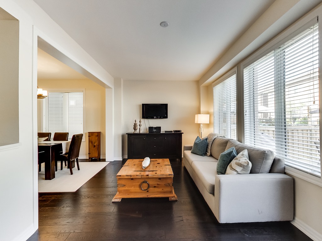 118-Aird-Court-Milton-Real-Estate-Karly-Moore (12).jpg