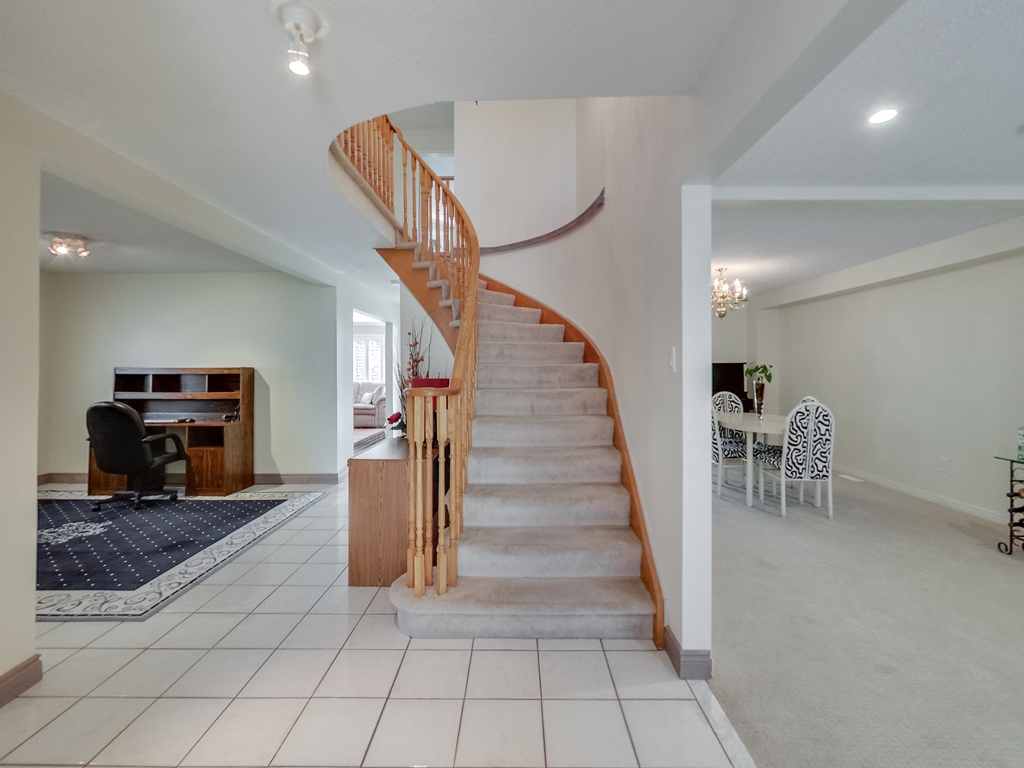 1558-Wintergrove-Gardens-Mississauga-Karly-Moore-For-Sale (6).jpg