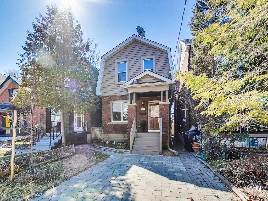 700 Durie St - Karly Moore (1).jpg