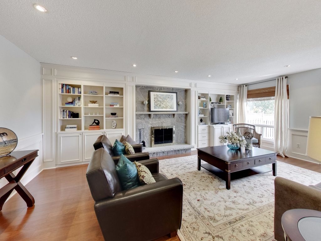 1376-Whitewater-Lane-Mississauga-Karly-Moore (19).jpg