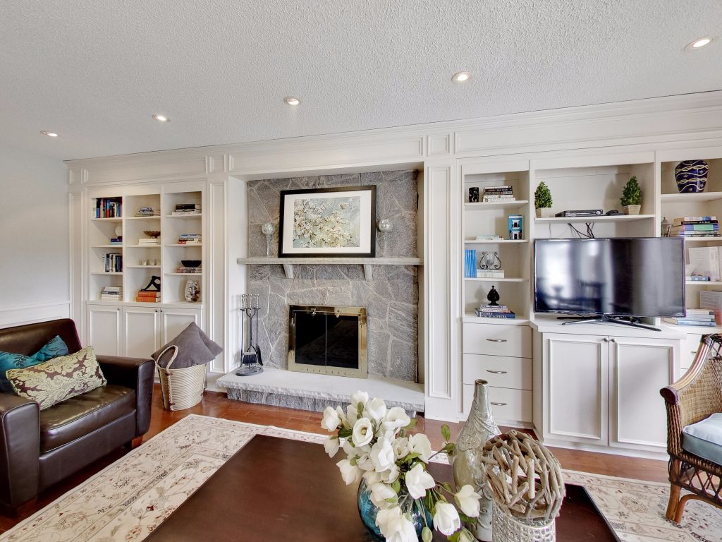 1376-Whitewater-Lane-Mississauga-Karly-Moore (23).jpg