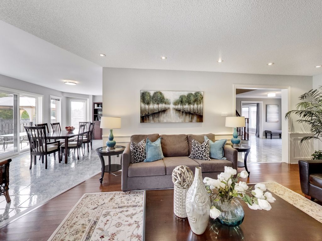 1376-Whitewater-Lane-Mississauga-Karly-Moore (25).jpg