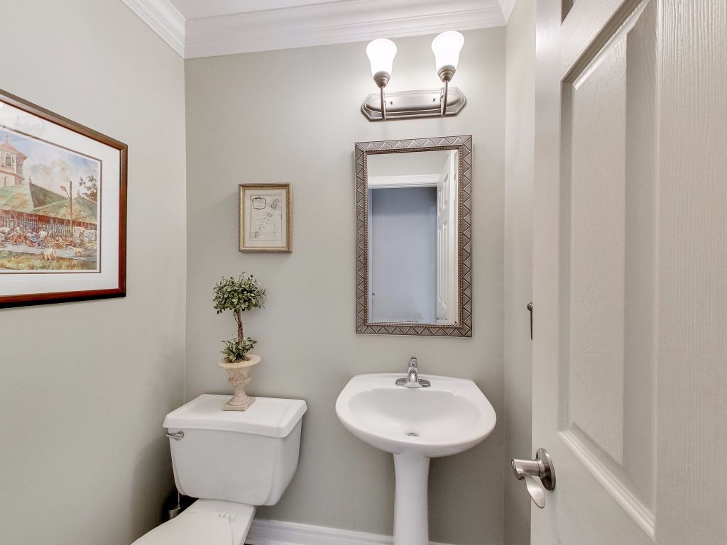 1376-Whitewater-Lane-Mississauga-Karly-Moore (26).jpg