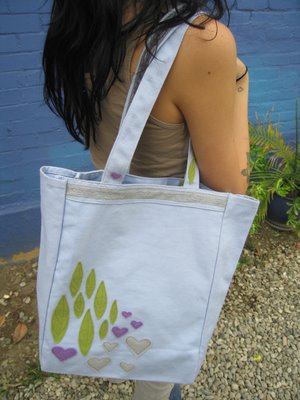 blue+leaf+tote+3.jpg