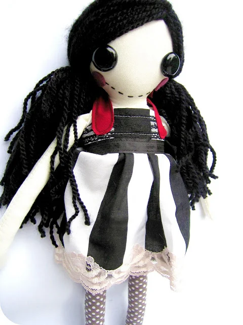 gracie+doll+no+7+2+%25281%2529.jpg