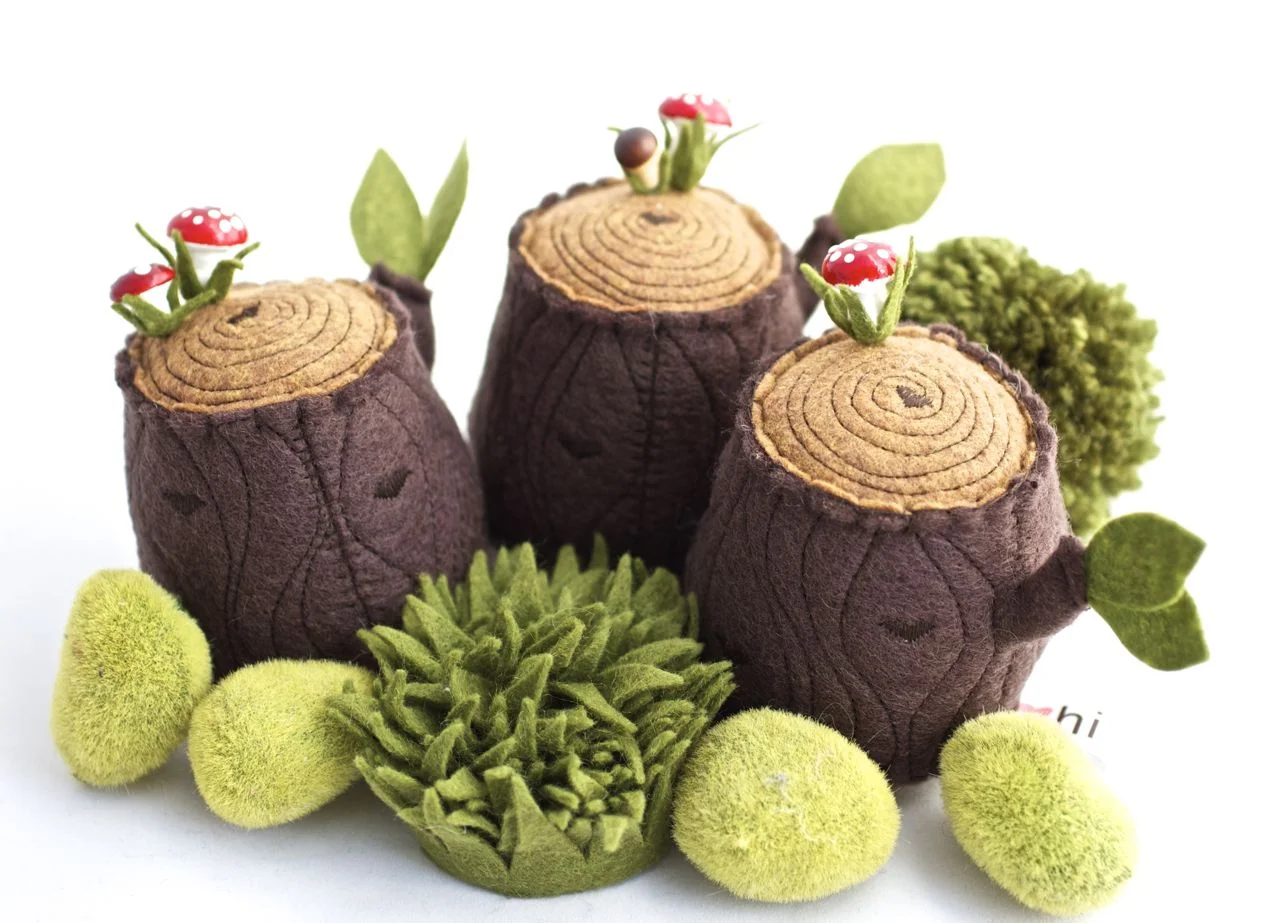 Tree Stump Pincushions