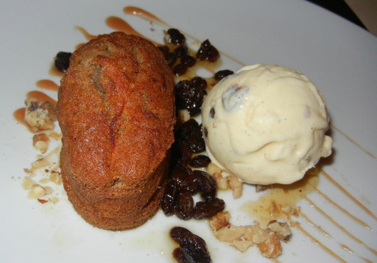 Butternut Squash-Apple Cake with Walnut-Raisin Ice Cream ($8) 