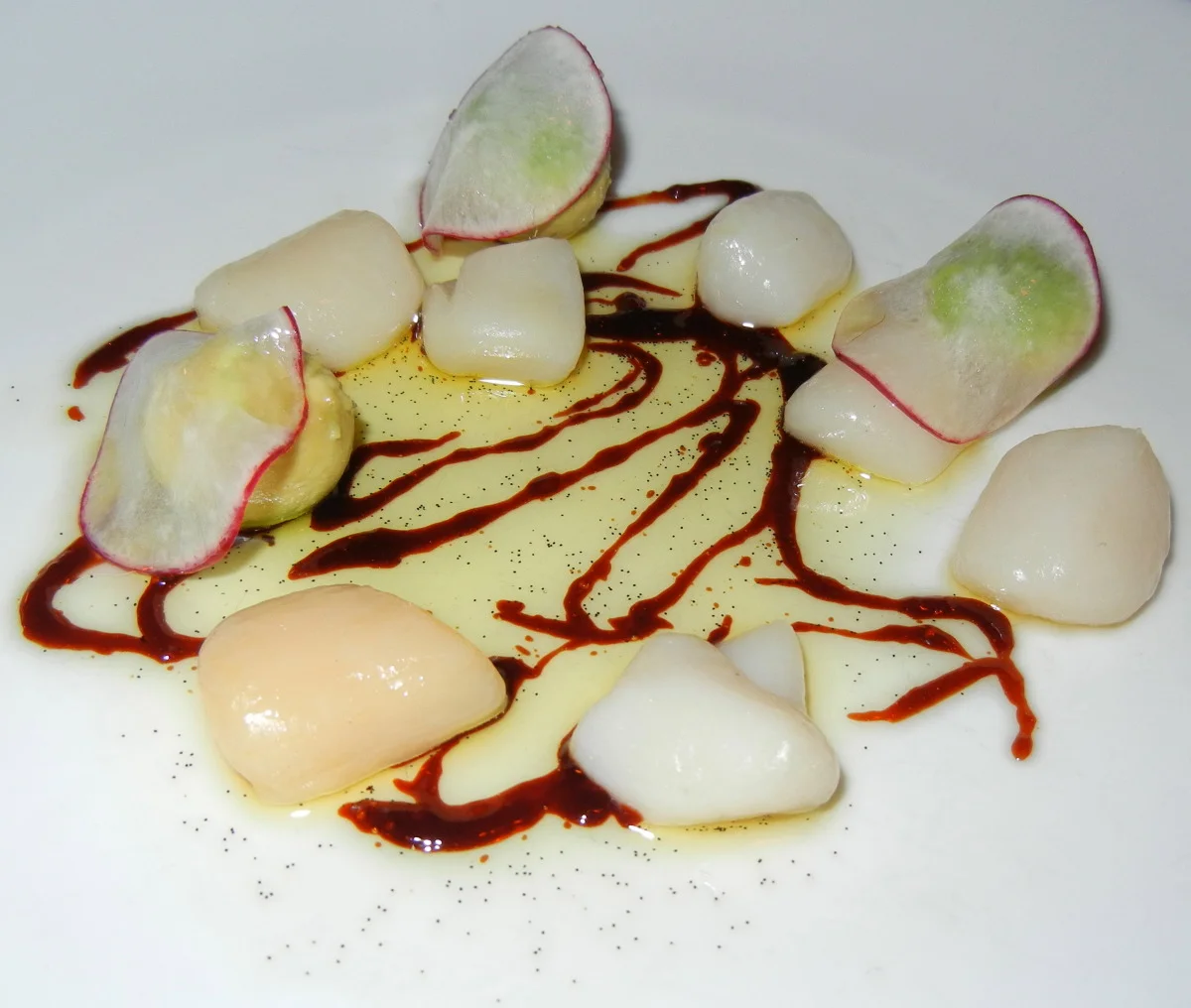 Bay Scallops with Radish and Soy Caramel (tasting menu)