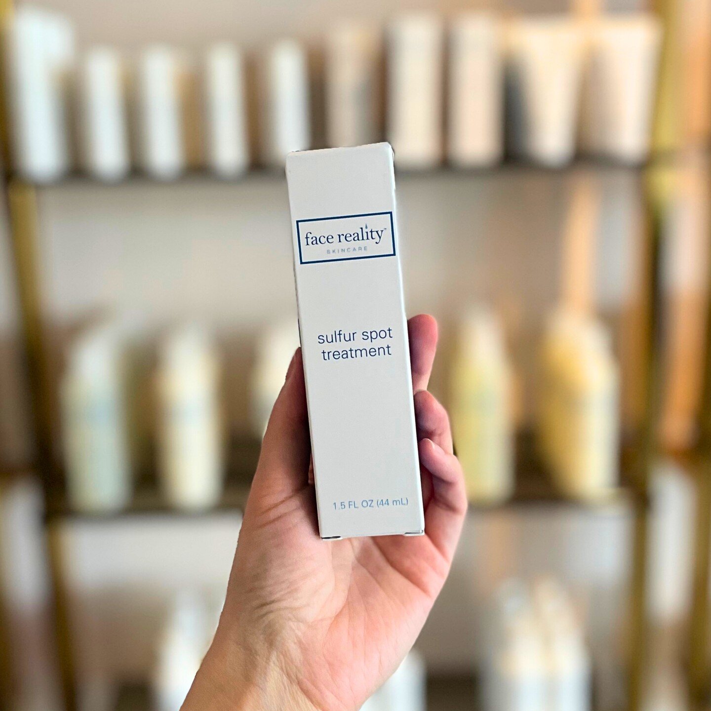 Let's talk SULFUR!

When browsing skincare, sulfur probably isn't one of the ingredients at the top of your list to look for - but maybe it should be!

@facerealityskincare 's Sulfur Spot Treatment is a great way to dip your toe into sulfur-based ski