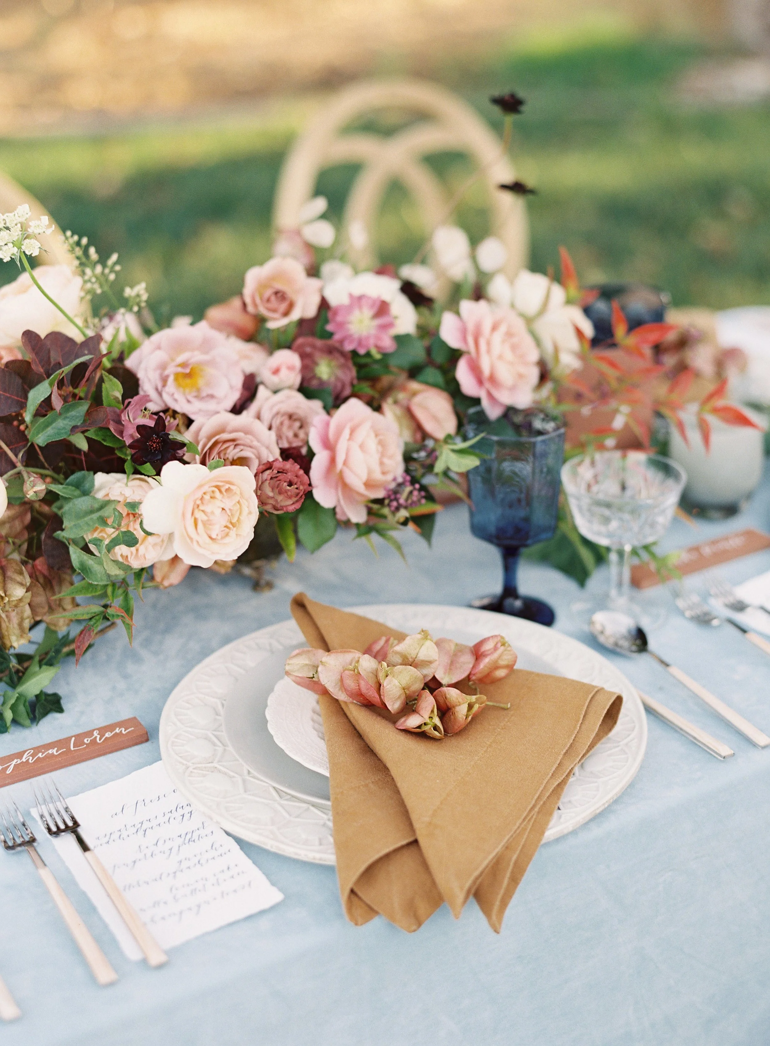 Lynette Boyle Photography | Showcase collaboration of Kaella Lynn Events, Amanda Vidmar Design, La Tavola Linen, Frances Lane