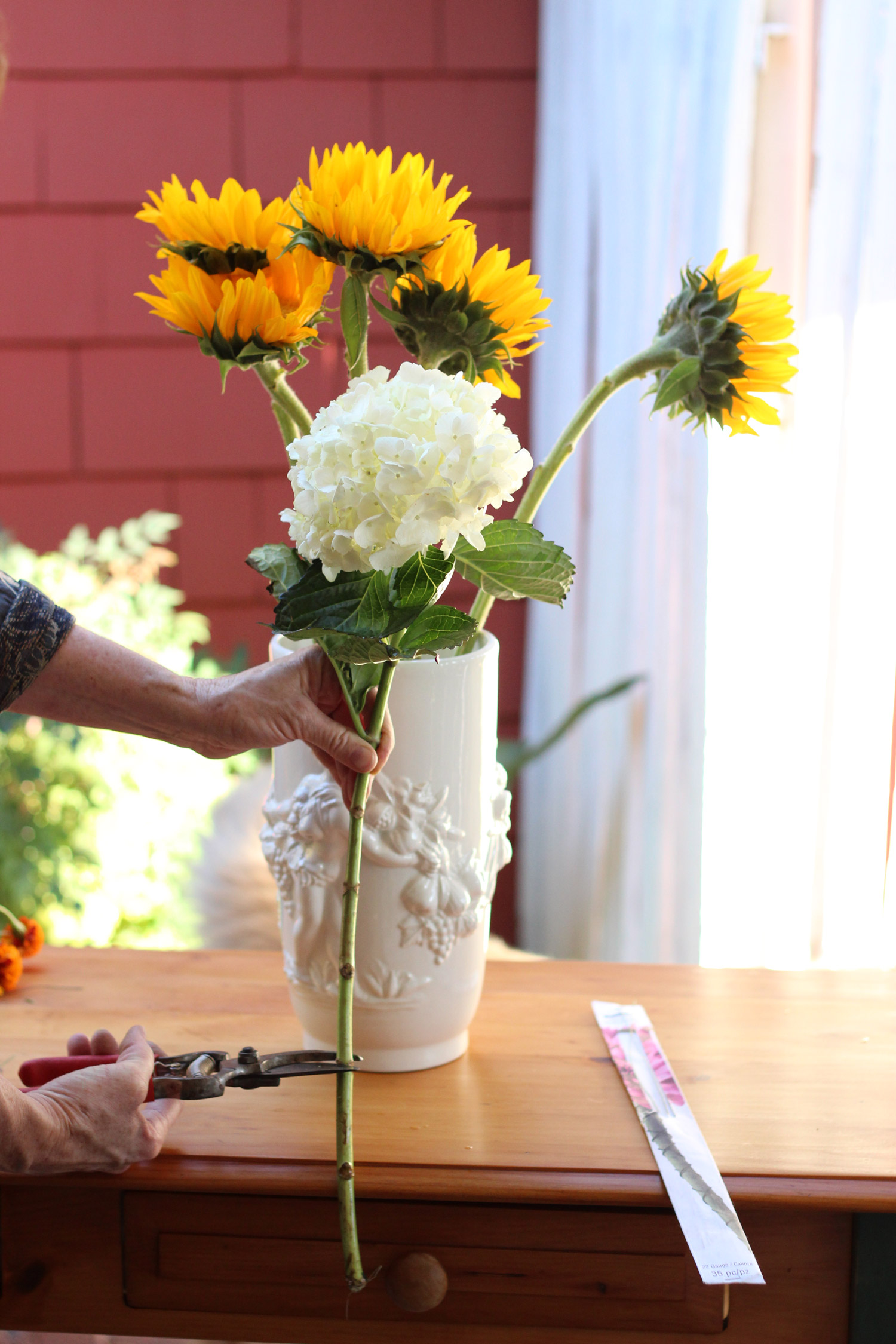 Sunflowers And Hydrangeas Floristinyou