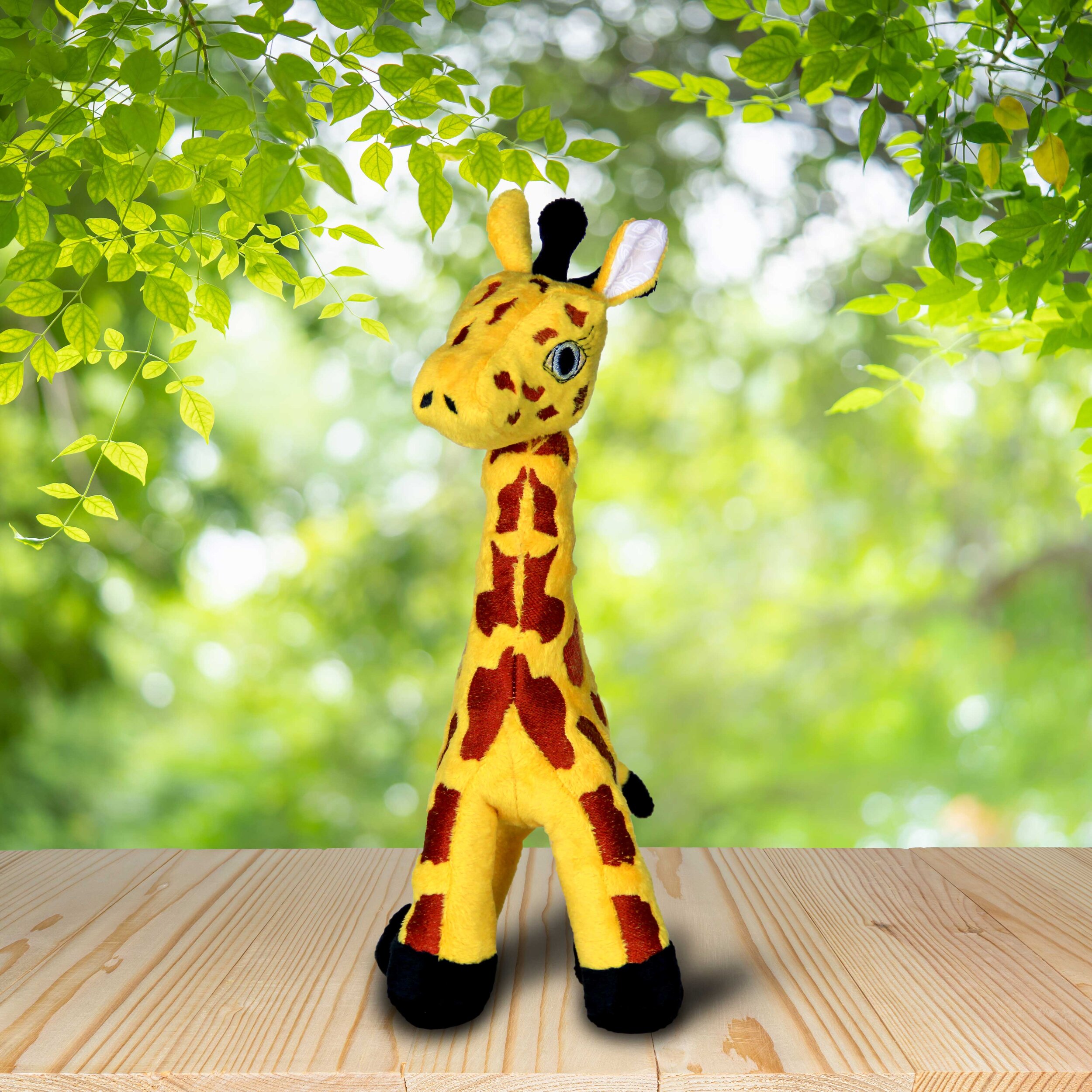Hero-Giraffe-2-iwth-background.jpg