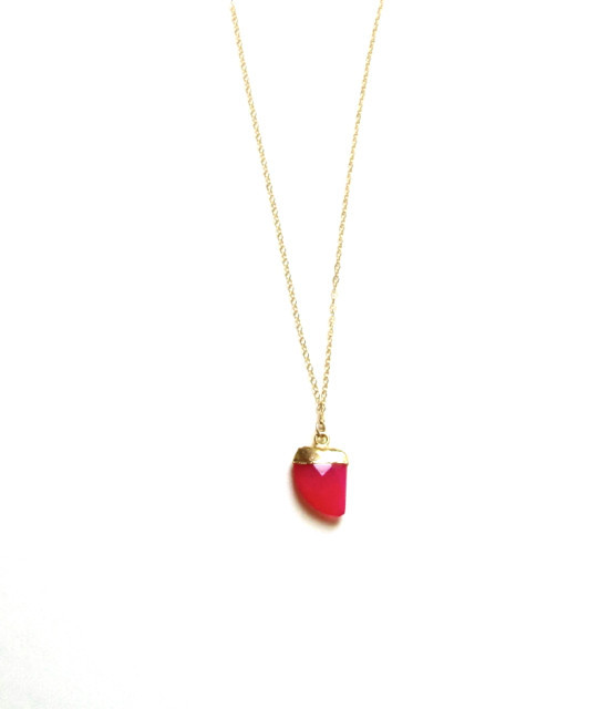 Bijouterie-MiA-Project-pink-horn-pendant-necklace_1.jpg