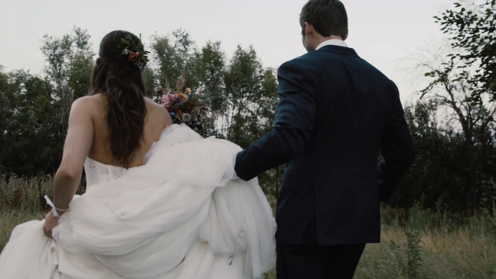dress hold.jpg