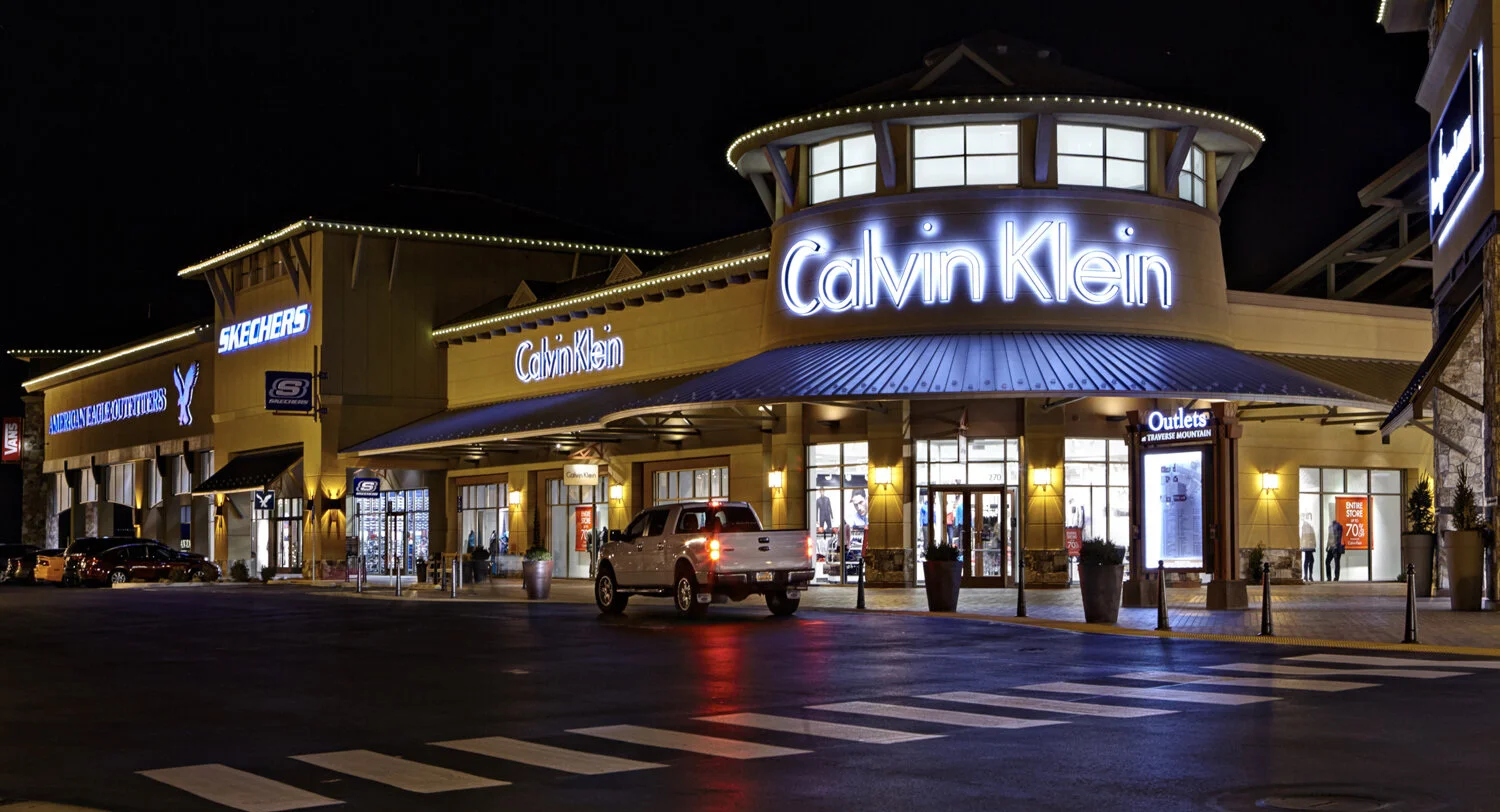 skechers traverse mountain