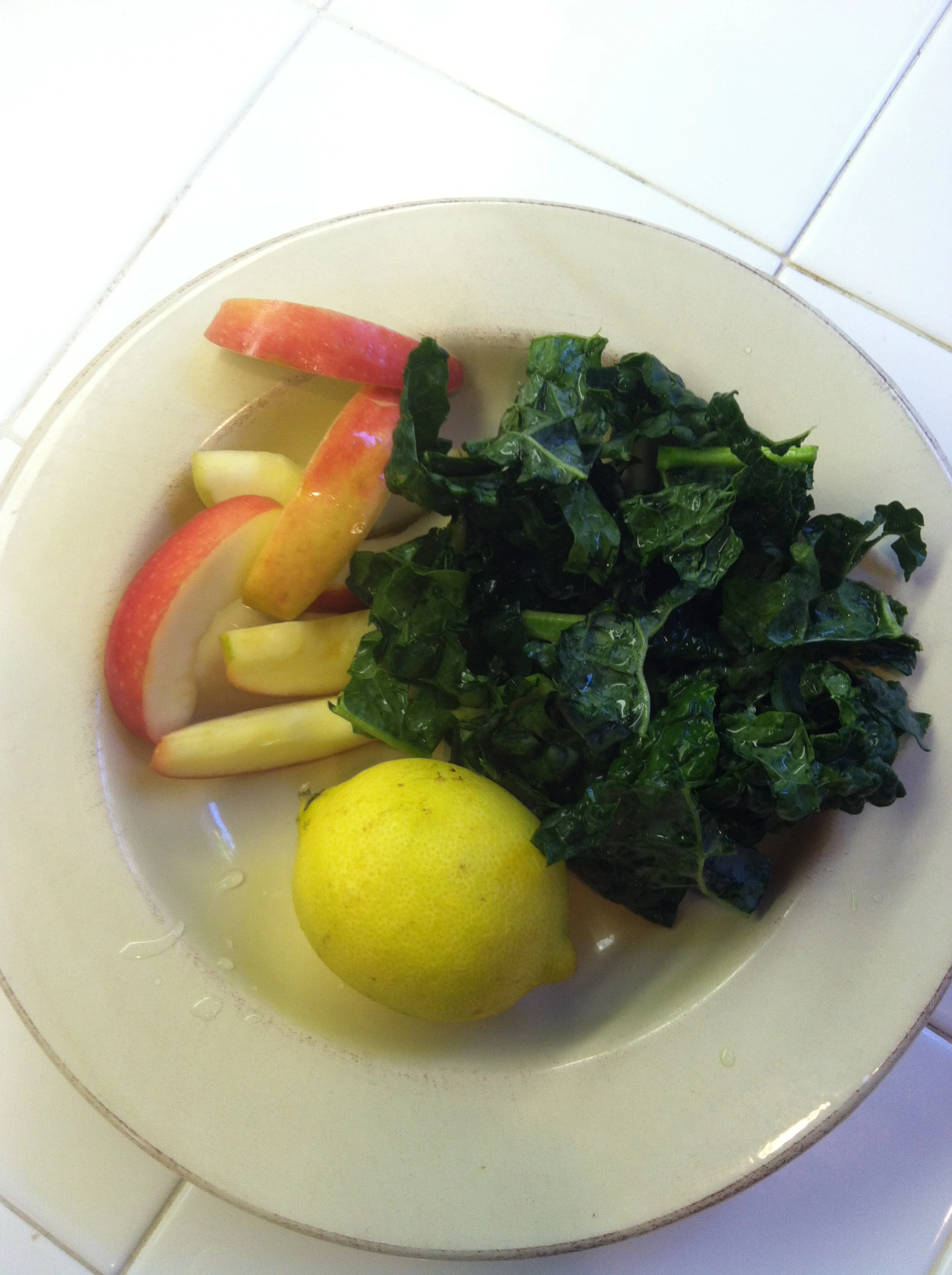 Ingredients for a basic green smoothie. You may add banana or dates for sweetness.