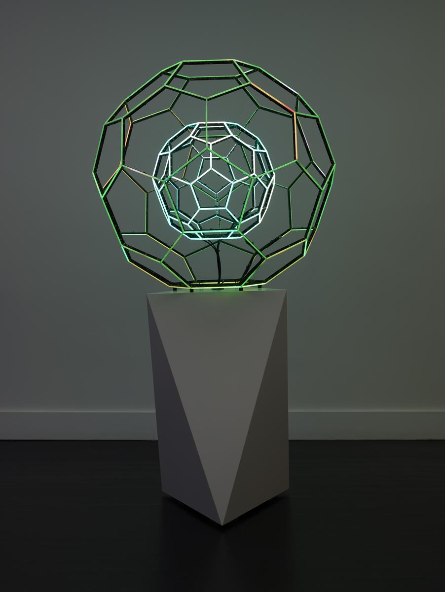 LV_BUCKYBALL_PEDESTAL_03_HR2.jpg