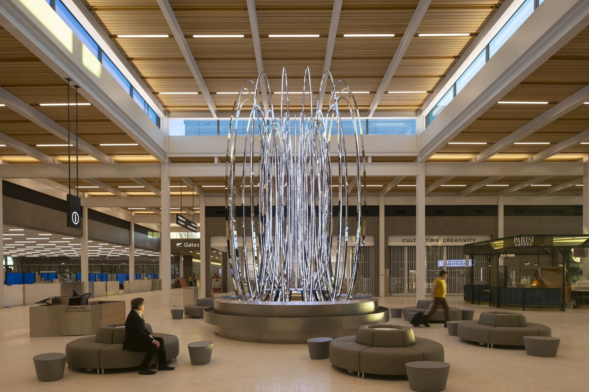 LV23017_Fountain (KCI)_artwork photograph_Villareal_KCI_EWING-5259.jpg