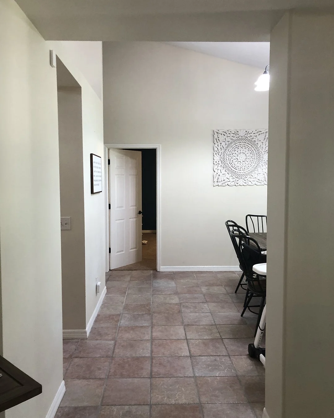 BEFORE - DINING / ENTRY