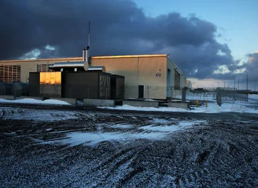 Richard Perry/The New York Times (Cloud Hashing bunker in Reykjanesbaer, Iceland)
Normal
0
false
false
false
EN-US
X-NONE
X-NONE
/* Style Definitions */
table.MsoNormalTable
{mso-style-name:"Table Normal";
mso-tstyle-rowband-size:0;
mso-tstyle-colband-size:0;
mso-style-noshow:yes;
mso-style-priority:99;
mso-style-parent:"";
mso-padding-alt:0in 5.4pt 0in 5.4pt;
mso-para-margin-top:0in;
mso-para-margin-right:0in;
mso-para-margin-bottom:10.0pt;
mso-para-margin-left:0in;
line-height:115%;
mso-pagination:widow-orphan;
font-size:11.0pt;
font-family:"Calibri","sans-serif";
mso-ascii-font-family:Calibri;
mso-ascii-theme-font:minor-latin;
mso-hansi-font-family:Calibri;
mso-hansi-theme-font:minor-latin;}
