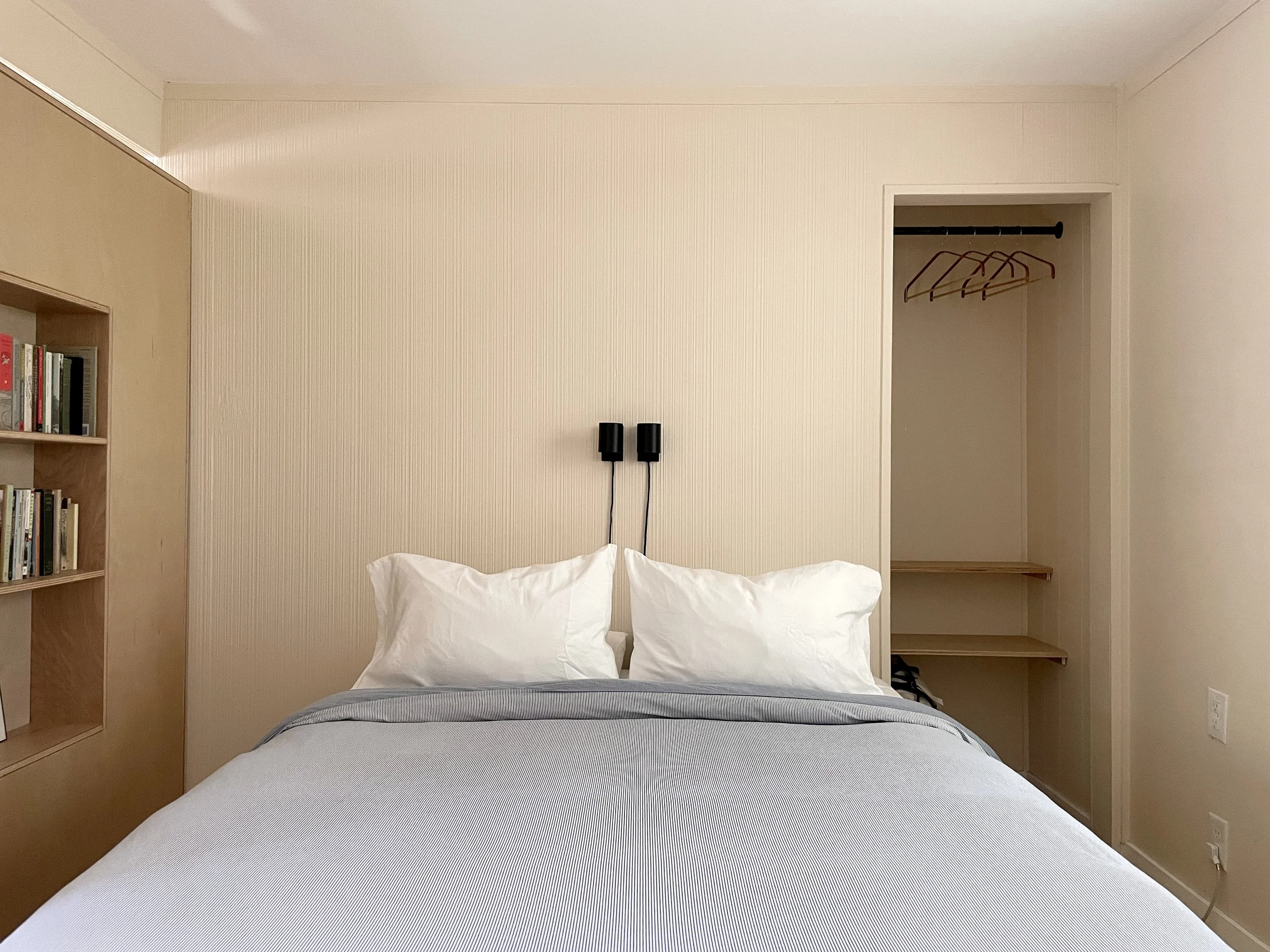Cabin 5-bed 1.jpg