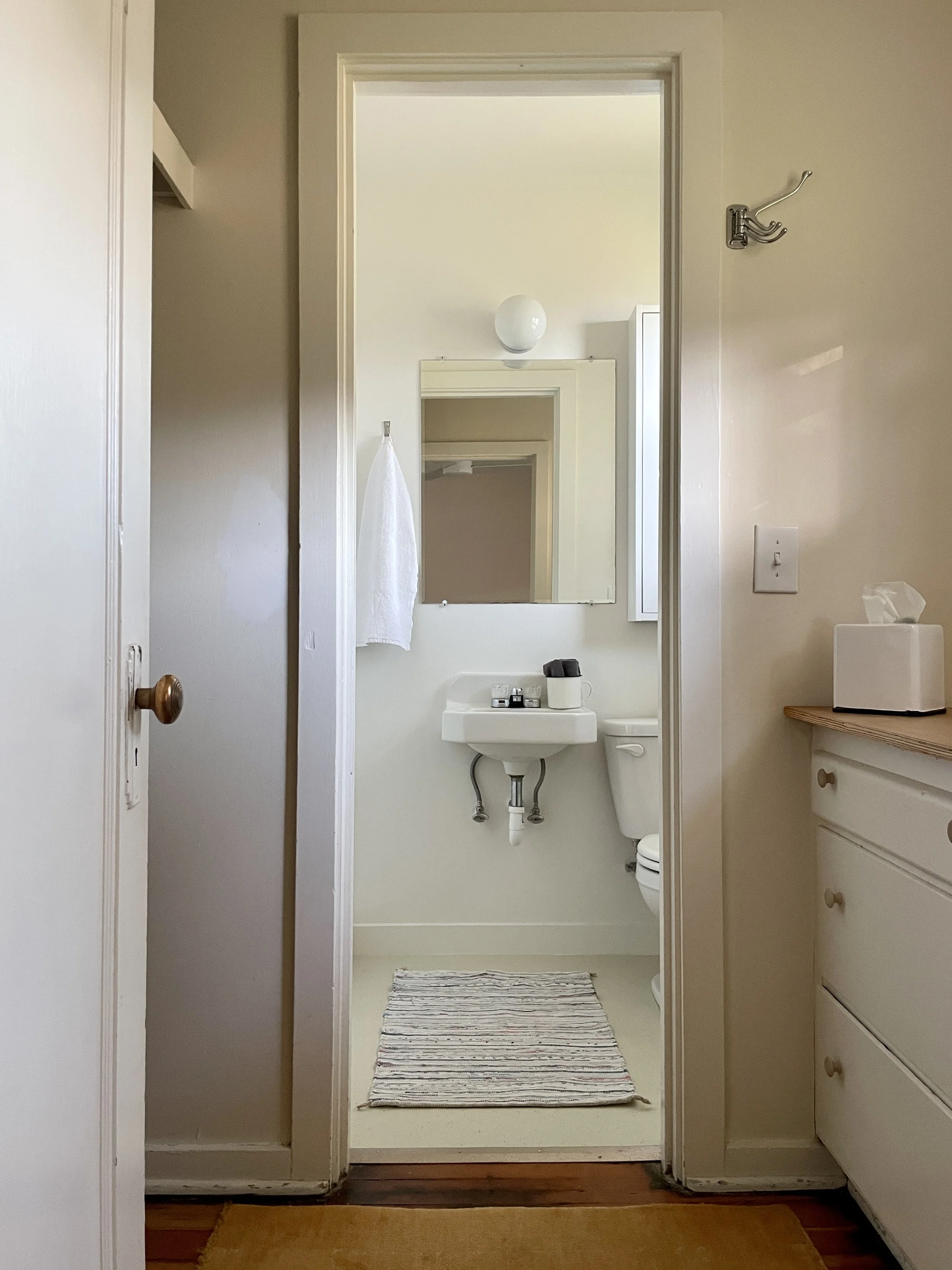 Cabin 3-bath.jpg