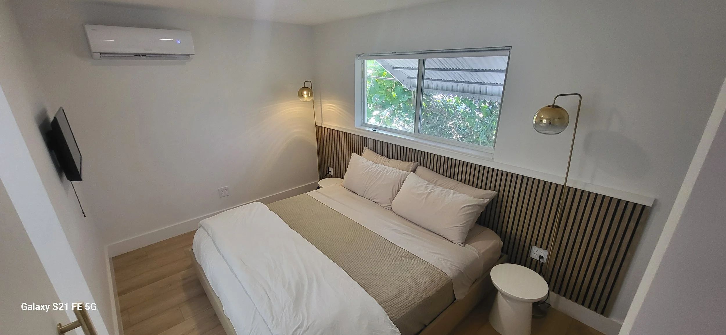 BEDROOM.jpg