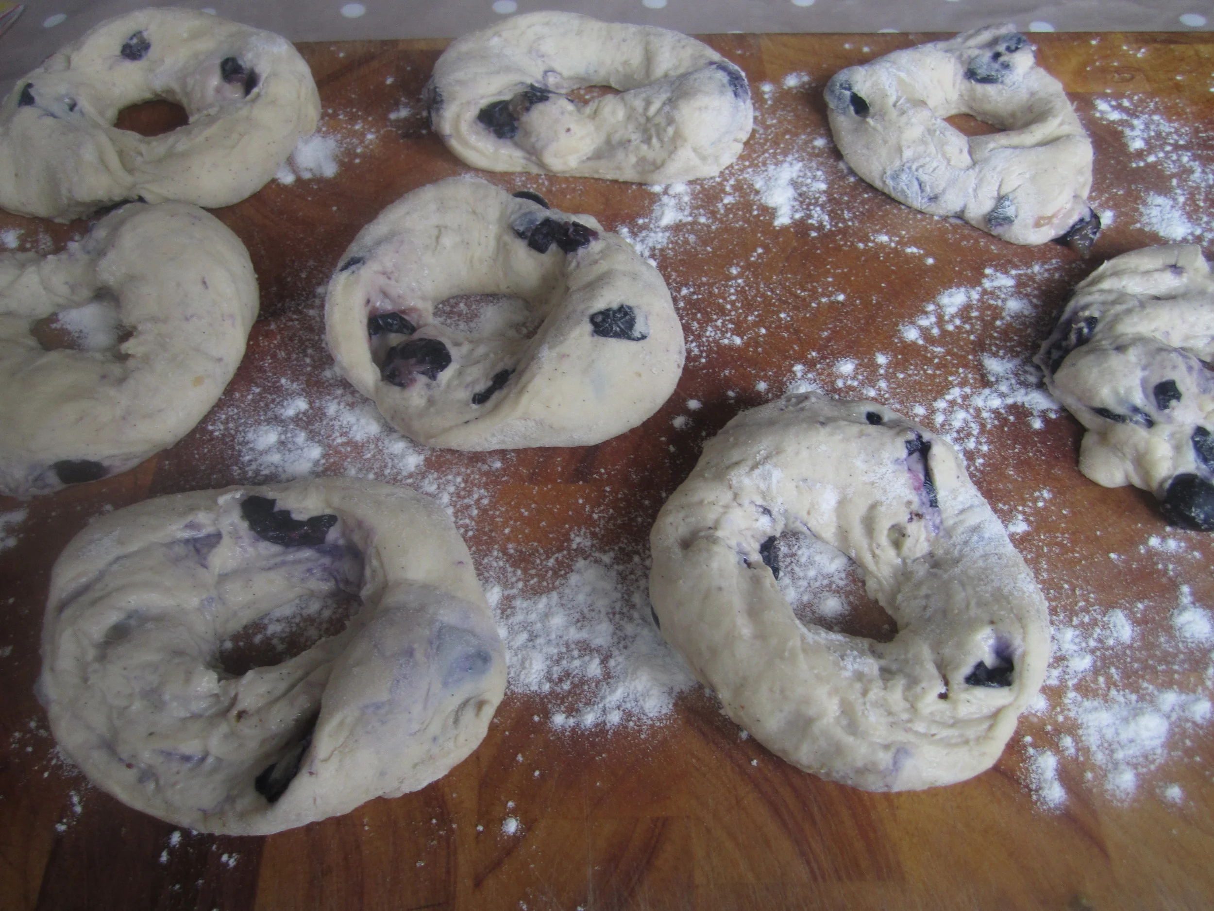 There are bagels. And there are homemade bagels. Never the twain.
