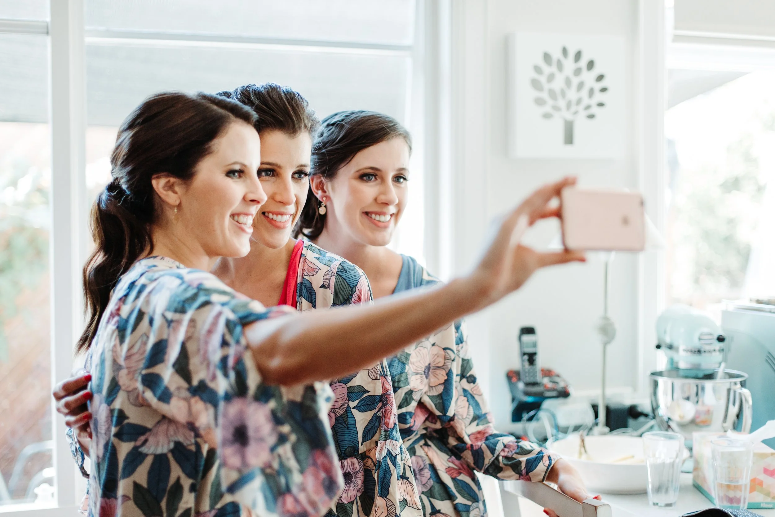3 Bridesmaids taking a selfie