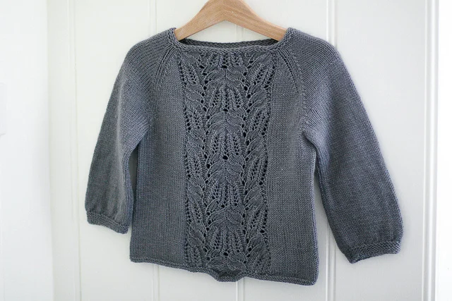 Immie Tee - kniting and photo by Felicia Semple