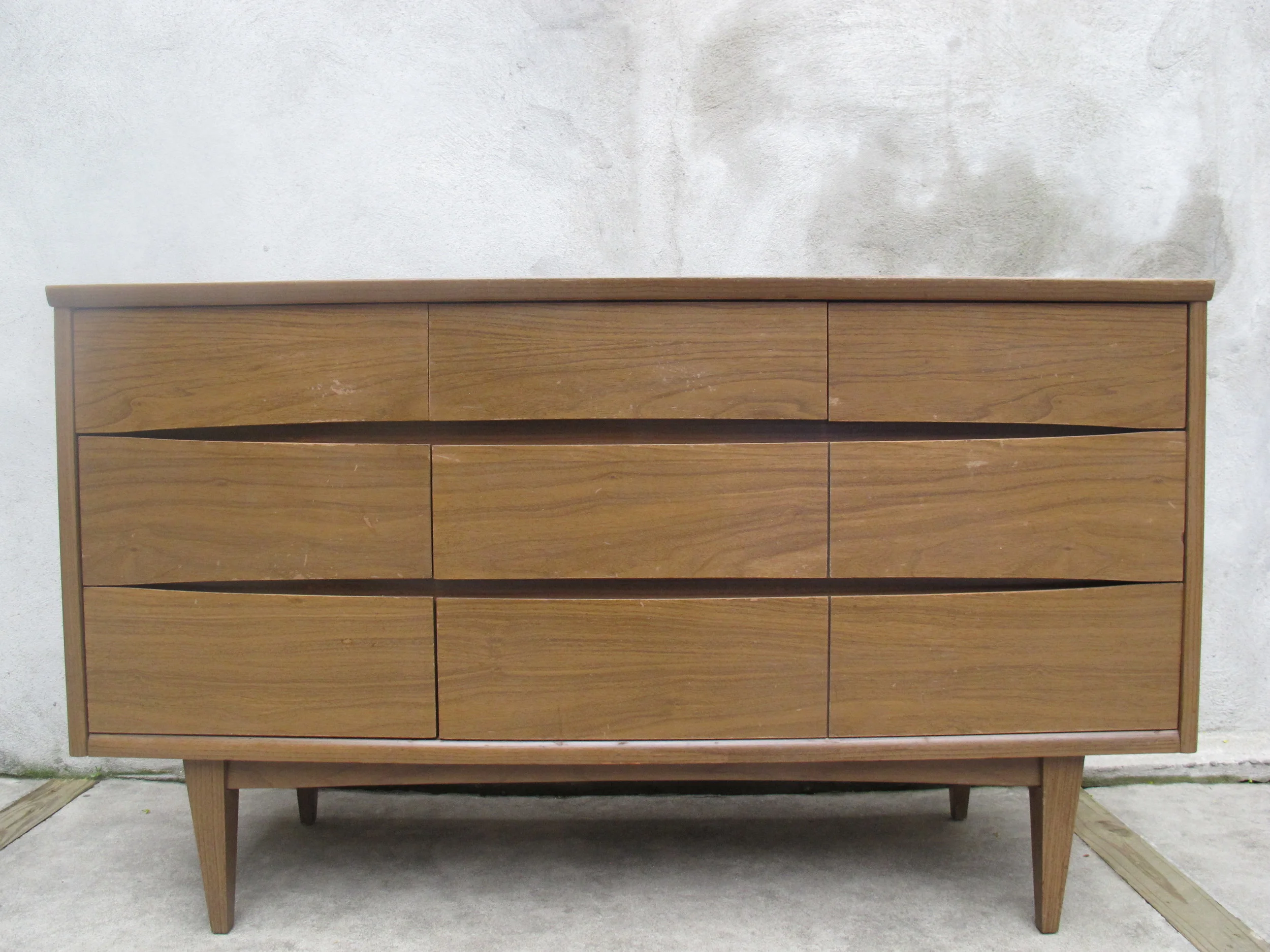 MID CENTURY 7-DRAWER DRESSER BY KROEHLER