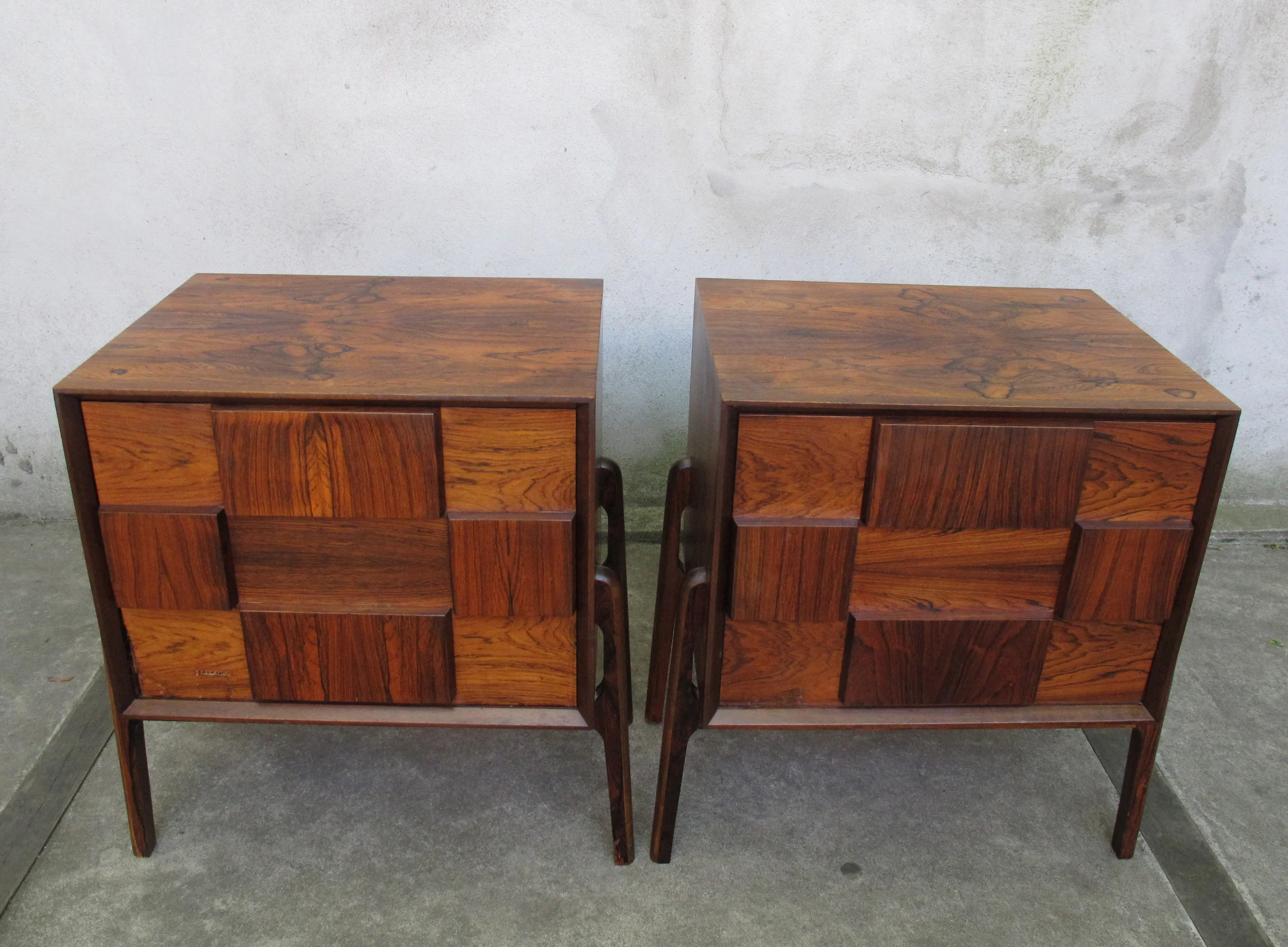 PAIR DANISH MODERN ROSEWOOD NIGHTSTANDS