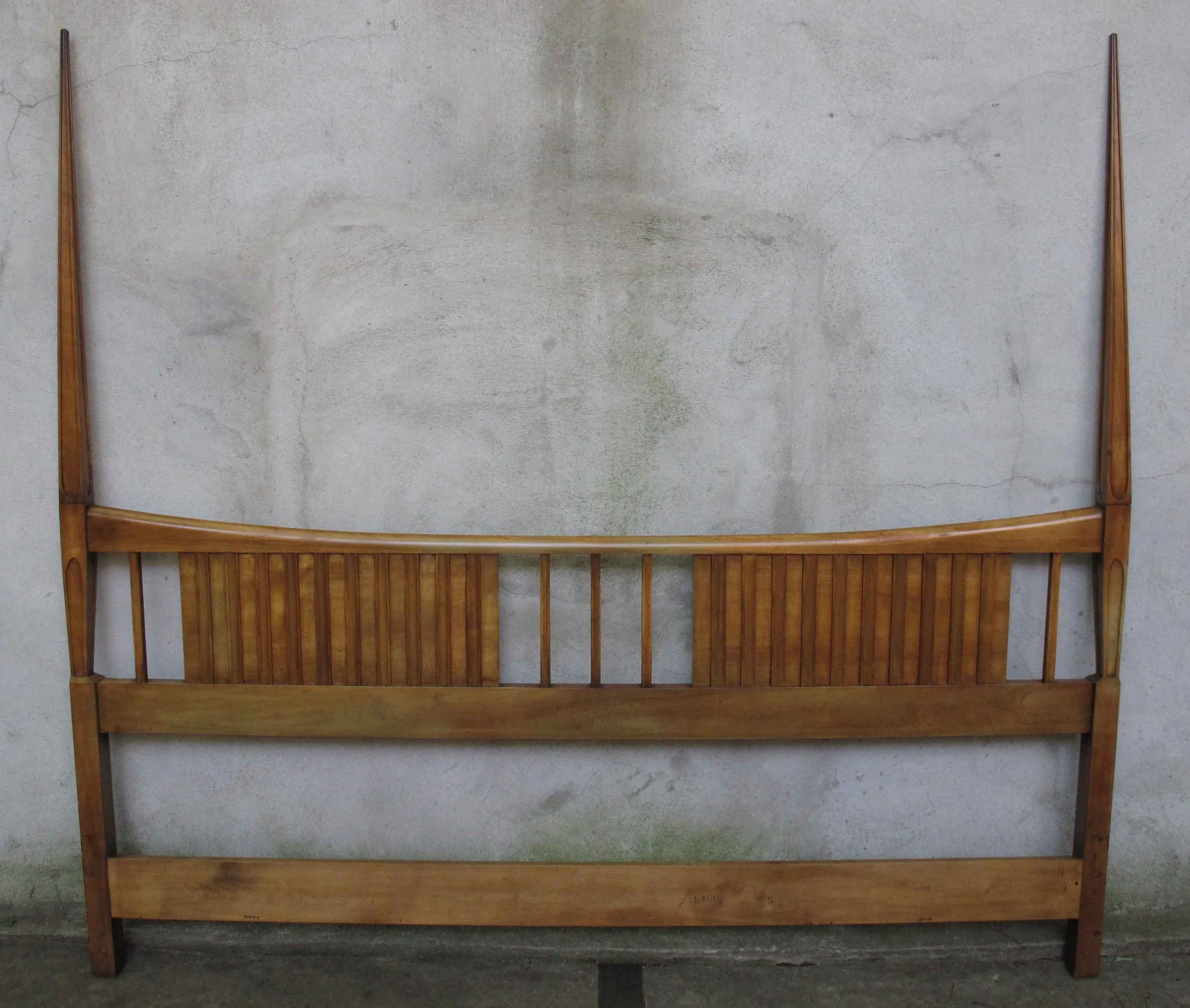 MID CENTURY JOHN WIDDCOMB KING SIZE HEADBOARD BY RICHARD HIMMEL