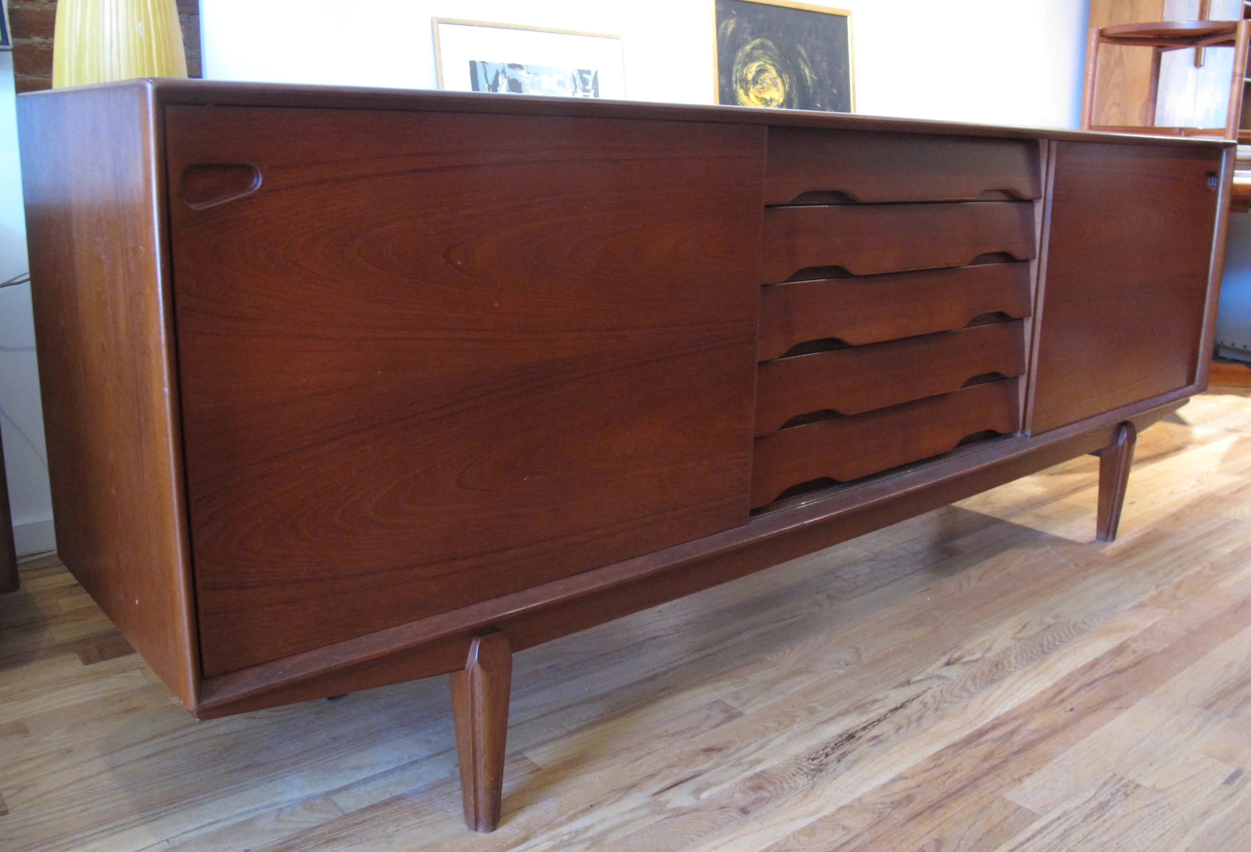 DANISH MODERN TEAK CREDENZA BY DYRLUND