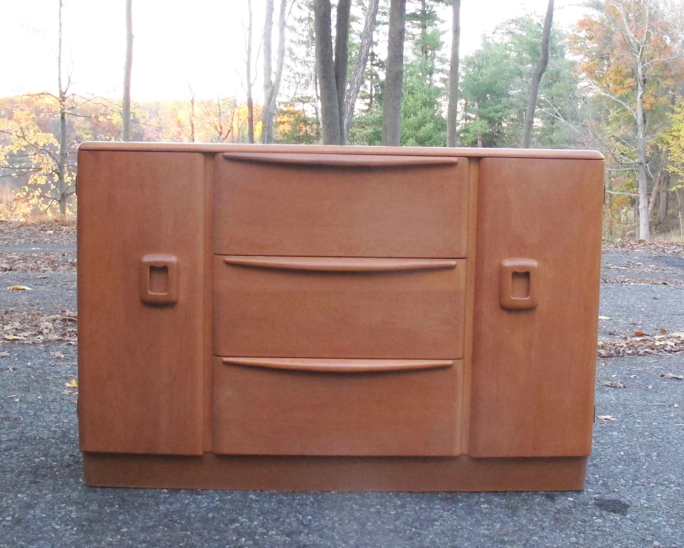 MID CENTURY HEYWOOD WAKEFIELD BUFFET