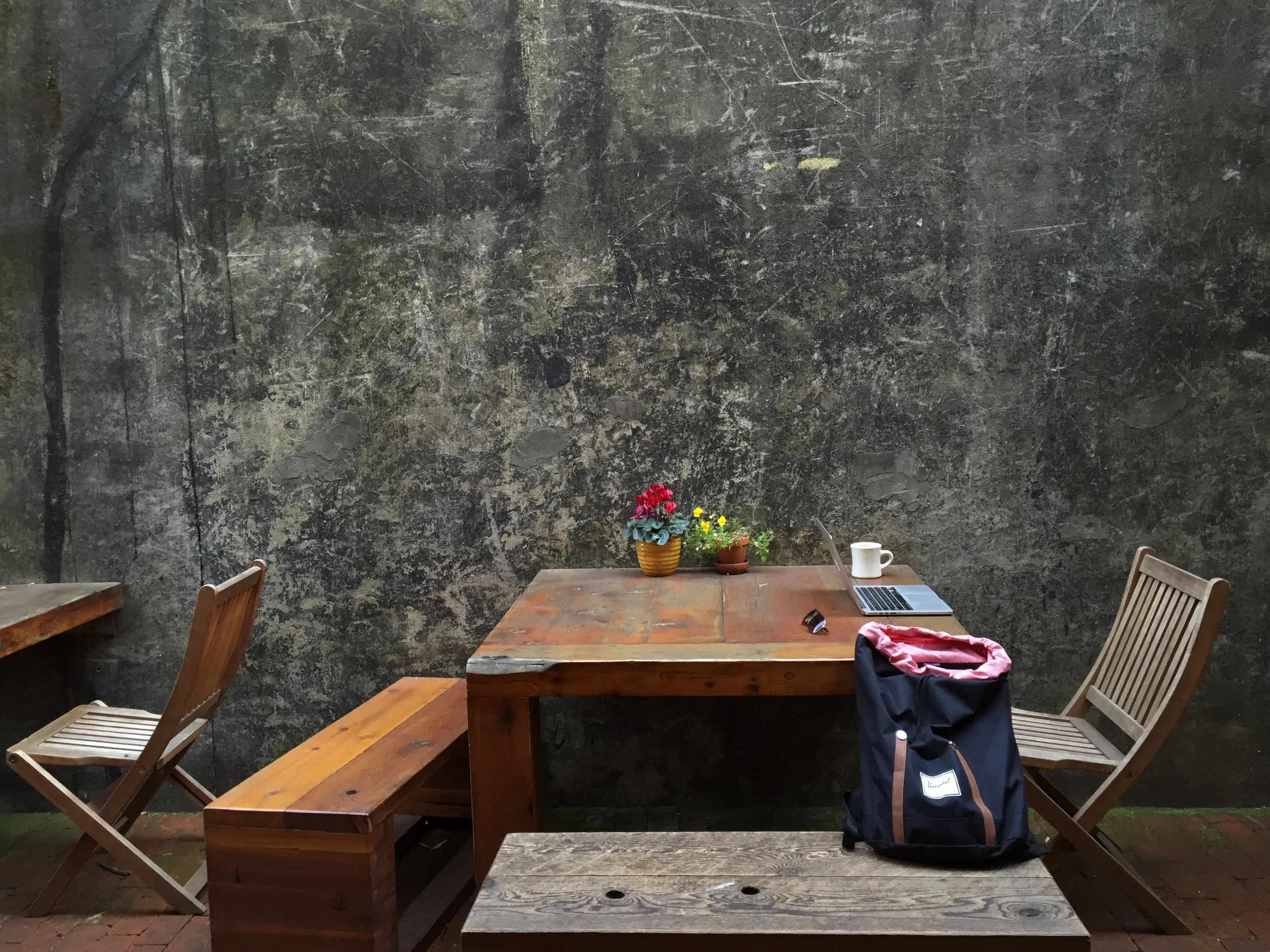 The outside seating area at Woodlawn Coffee & Pastry shop