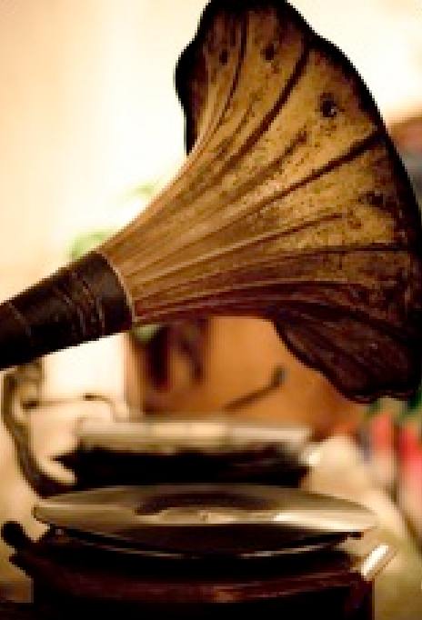 phono 16-06-32.jpg