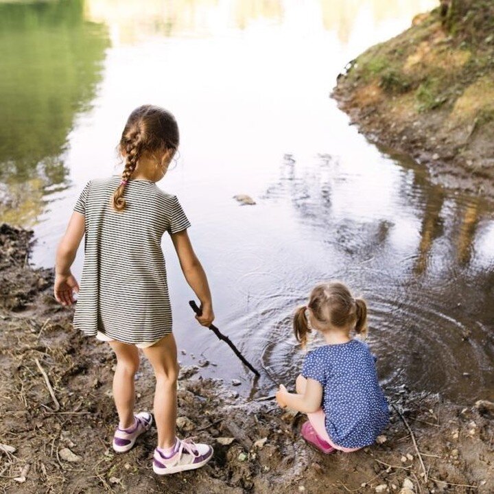 You don&rsquo;t really need a study to tell you this, but it&rsquo;s worth noting that science supports our intuitive guess that kids who spend more time in nature become happier adults. http://bit.ly/3cmLEFd
#children #youth #families #outdoorplay #