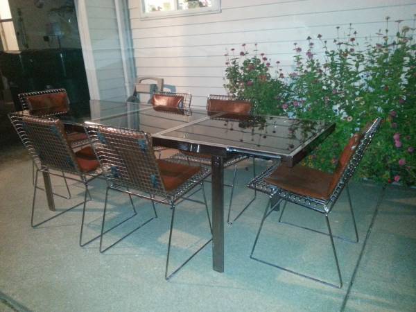 craigslist-chrome-dining-set.jpg