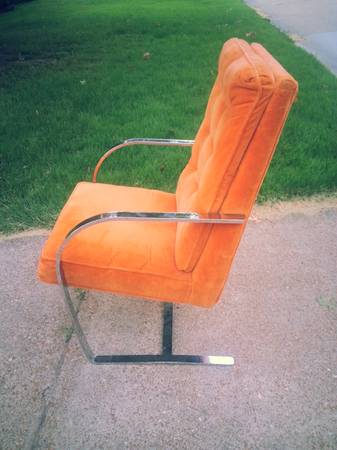 craigslist-chrome-chair.jpg