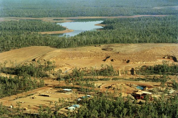 Huntly Bauxite Mine, Australia
