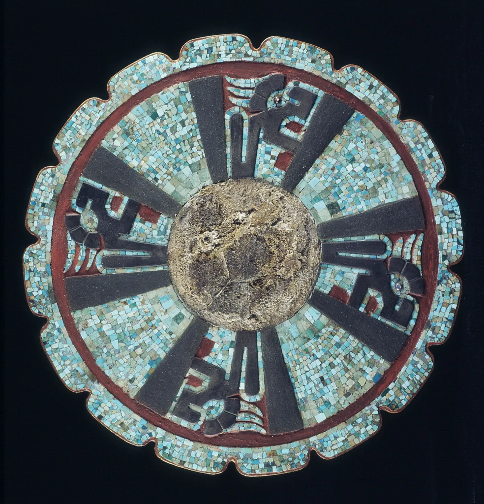 Pre-Colombian "Extractive Industry" and International Commerce?